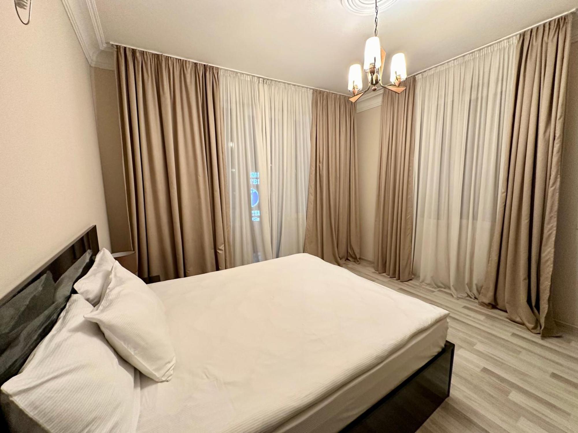 Hotel Tsereteli Batumi Zewnętrze zdjęcie