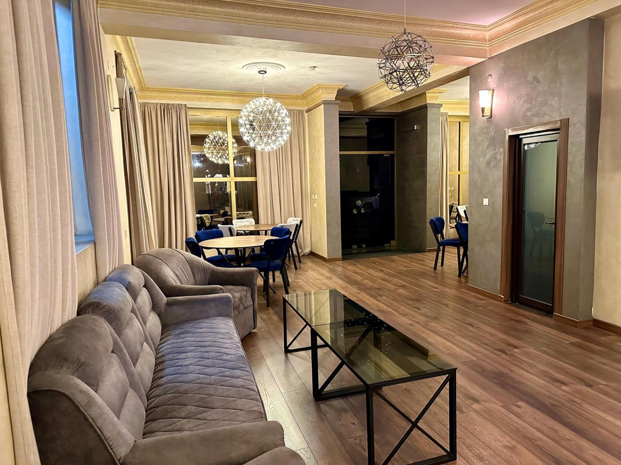 Hotel Tsereteli Batumi Zewnętrze zdjęcie